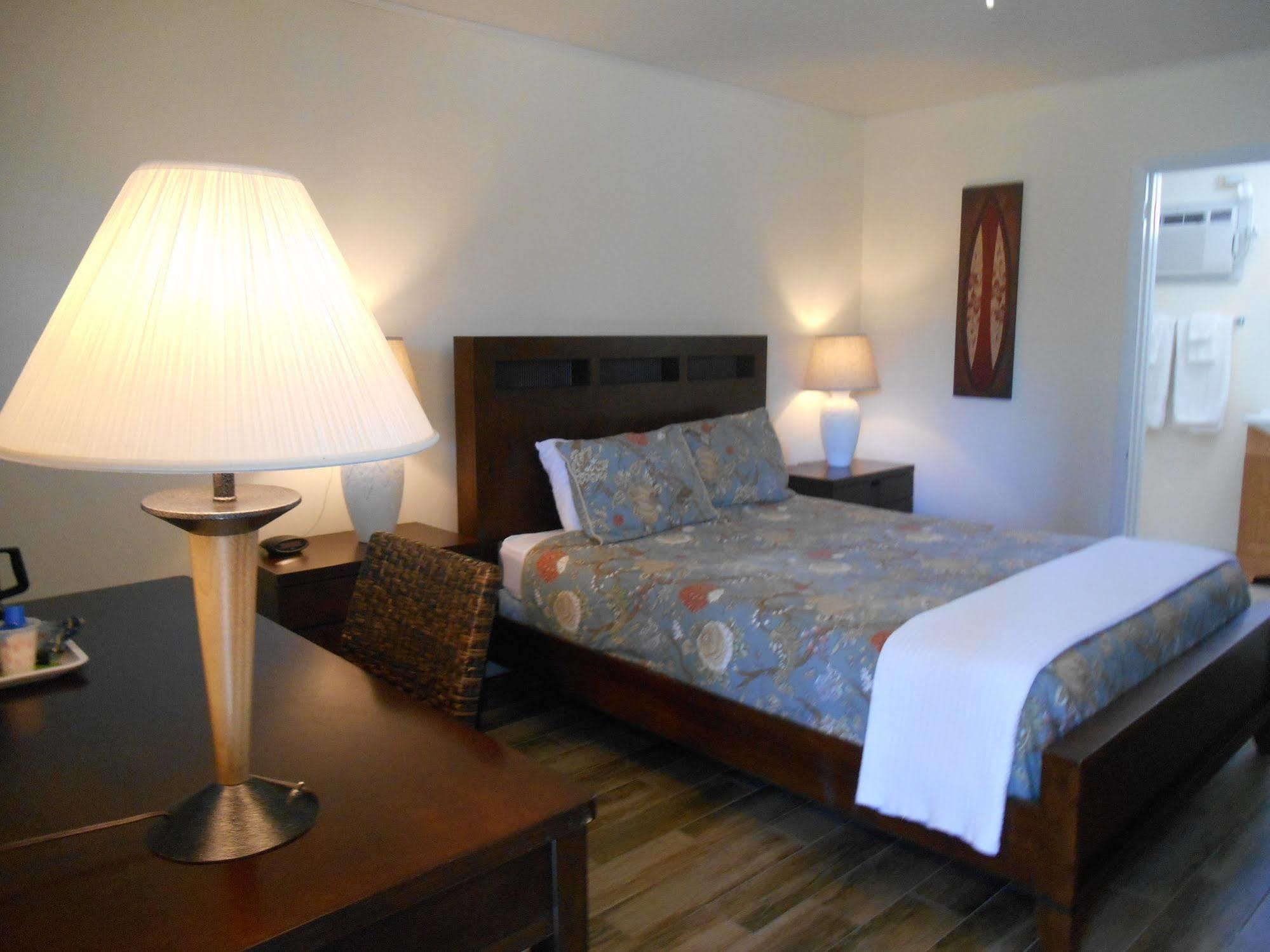 Meris Gardens B&B Bethany Beach Bagian luar foto