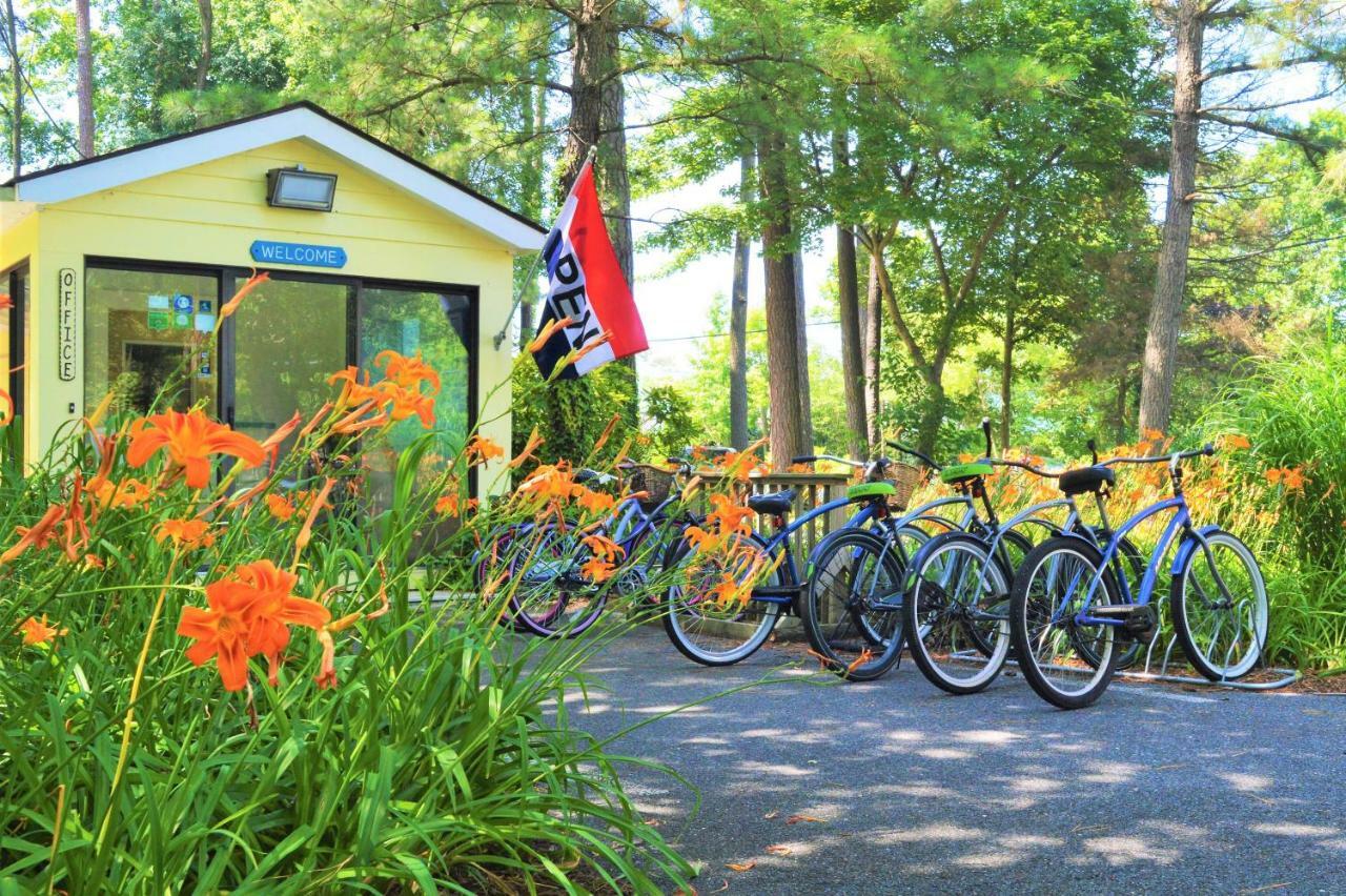 Meris Gardens B&B Bethany Beach Bagian luar foto